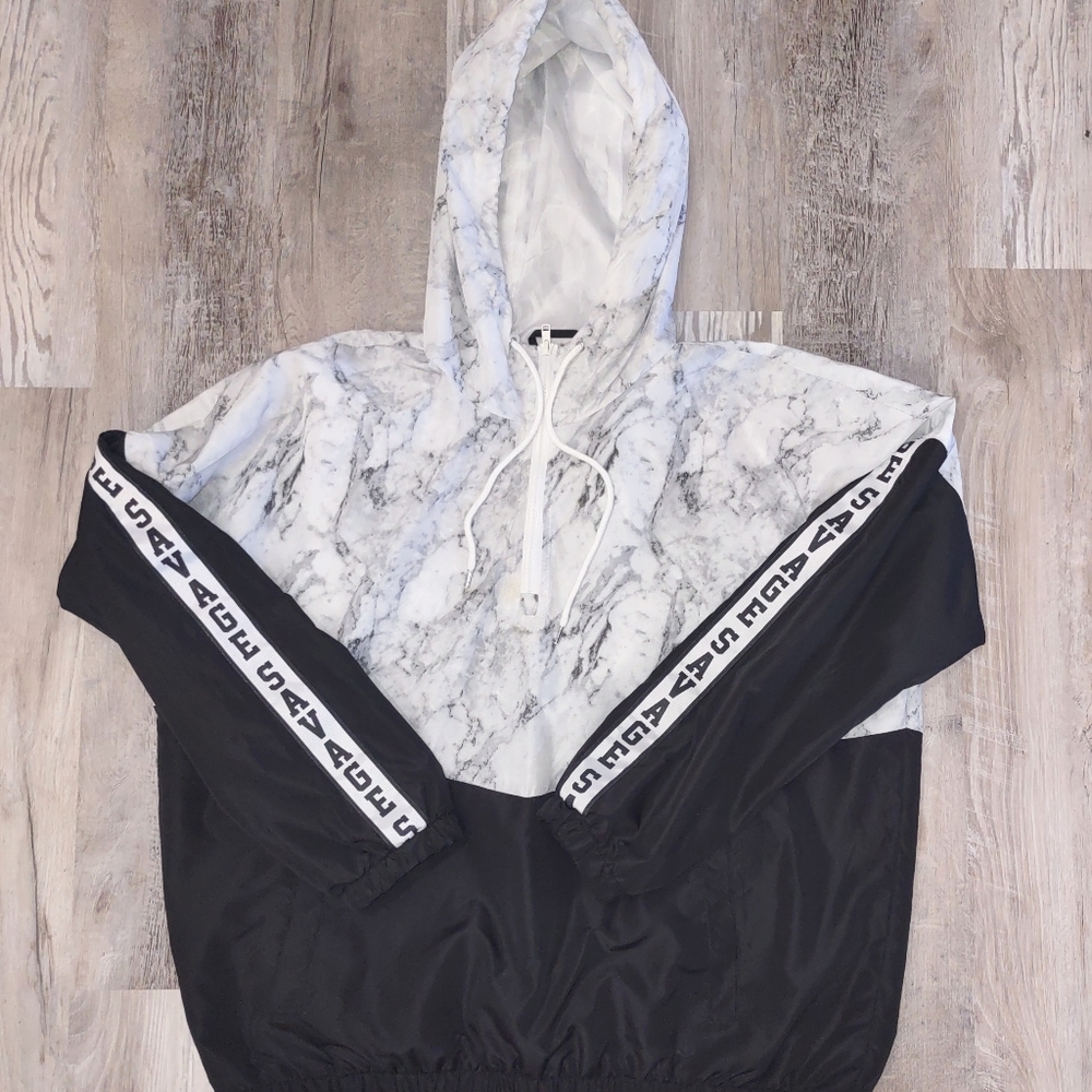 ORANGE KISS SAVAGE hoodie Sz. M XL WINDBREAKER LIGHTWEIGHT Blk/wht lined pullove